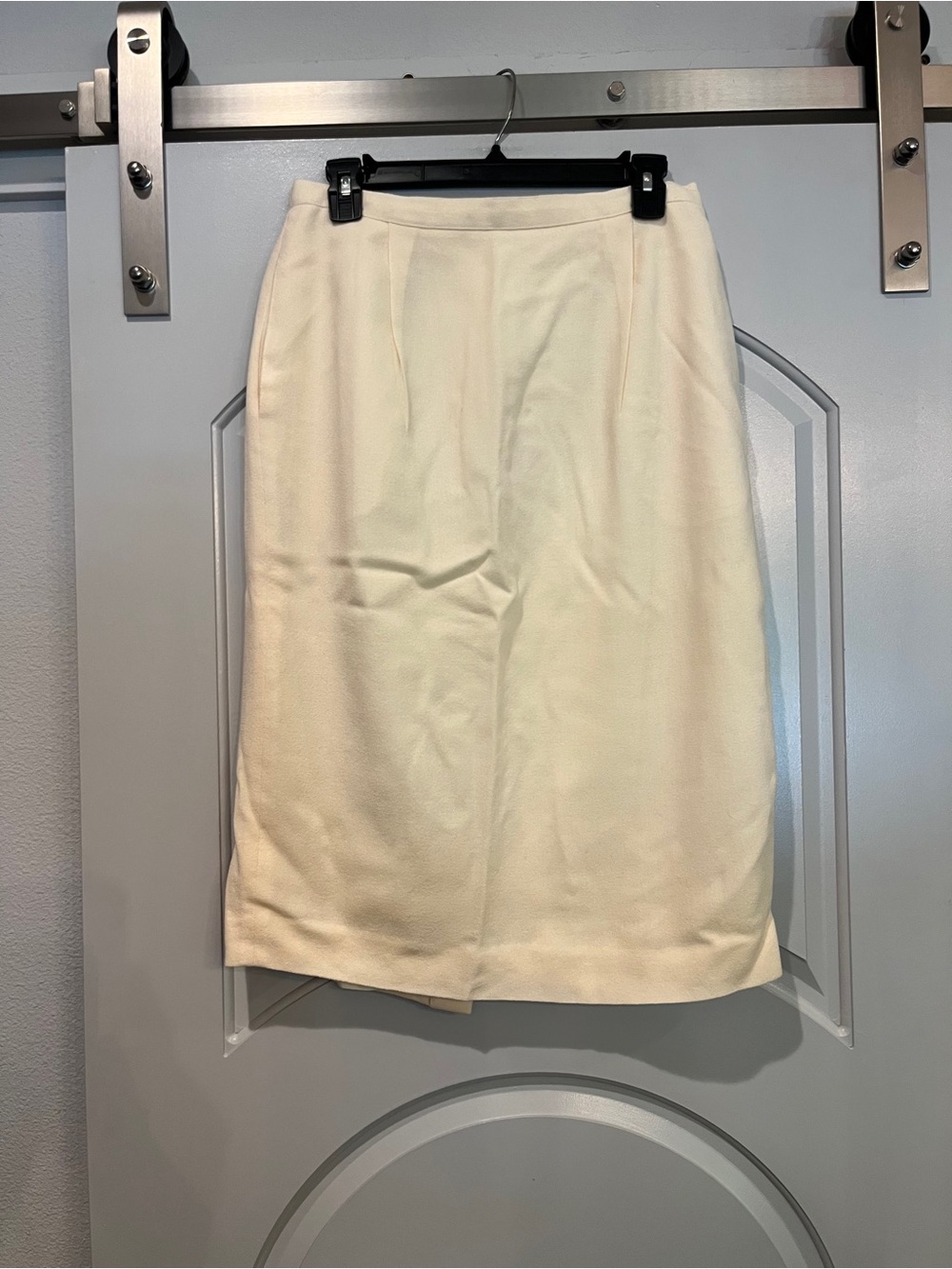 Classic Talbots Cream 100% wool Pencil Skirt.  So beautiful!